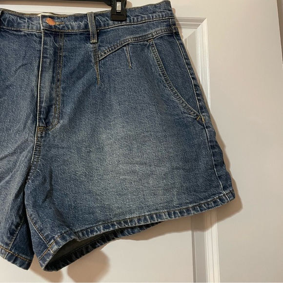 UNIVERSAL THREAD JEAN SHORTS - Picture 7 of 8